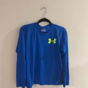 Under Armour Blue Long Sleeve HeatGear Shirt with Yellow Logo Men's S
